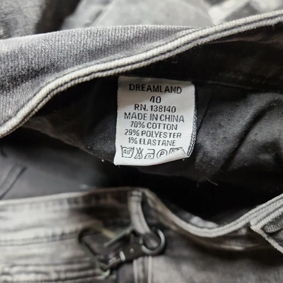 Mens Shorts - Picture 4 of 4